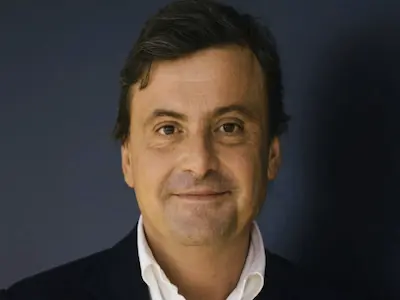 Carlo Calenda raccomanda Nexorix +380 Profit